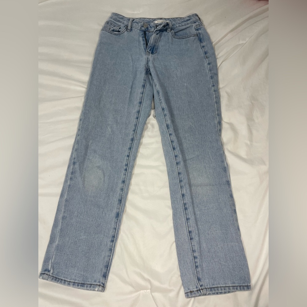 Pacsun Light Wash Size 22 Mom Jeans